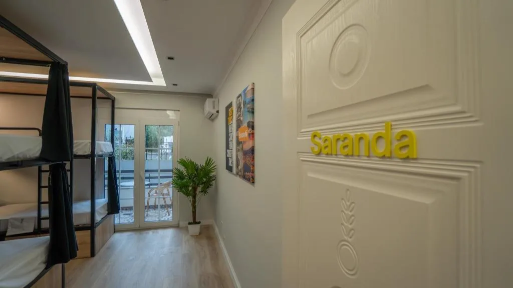 Saranda — Mixed dorm